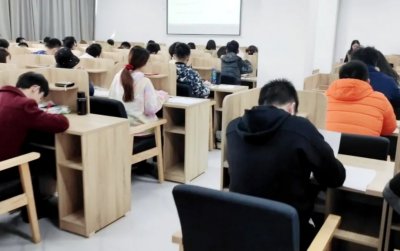 学校实景