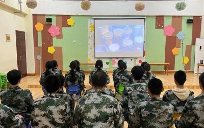 学校实景