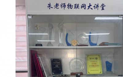 学校实景