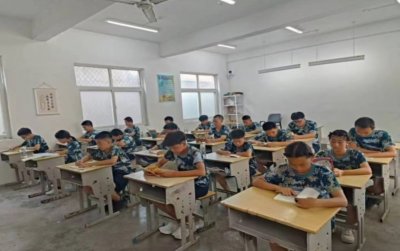 学校实景
