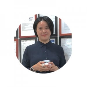 叮咚全球预科中⼼总校⻓｜张莹校⻓