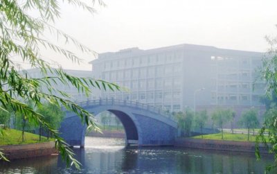 学校实景
